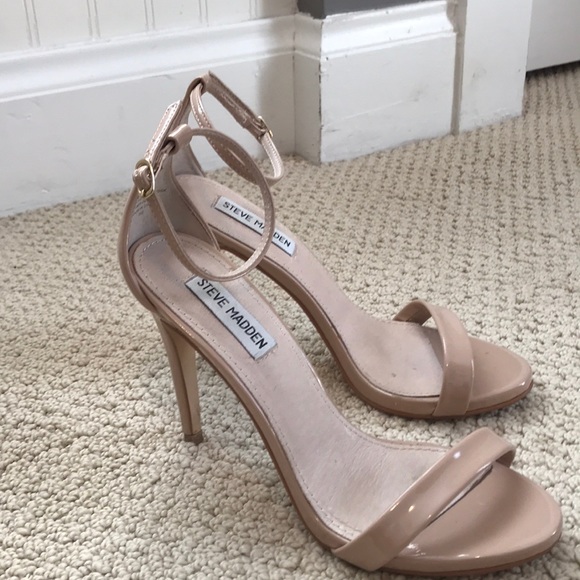 Heels - Picture 2 of 4